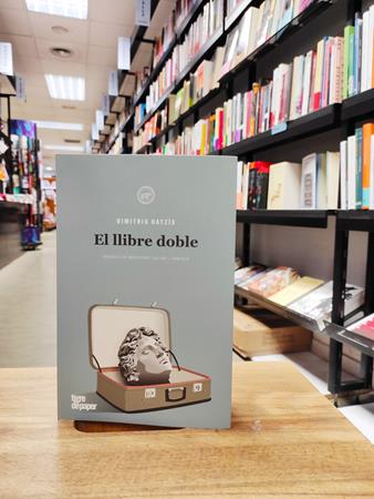 El llibre doble de Dimitris Hatzís | Llibreria Online de Vilafranca del Penedès | Comprar llibres en català