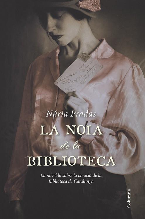 LA NOIA DE LA BIBLIOTECA | 9788466418942 | PRADAS, NURIA | Llibreria Online de Vilafranca del Penedès | Comprar llibres en català