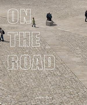 ON THE ROAD | 9788434313323 | MOURE, GLORIA | Llibreria Online de Vilafranca del Penedès | Comprar llibres en català