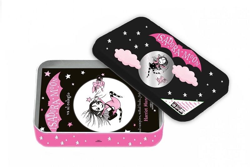 ISADORA MOON UN COFRE MÁGICO CON 3 HISTORIAS DE ISADORA MOON  | 9788419366122 | MUNCASTER, HARRIET | Llibreria Online de Vilafranca del Penedès | Comprar llibres en català