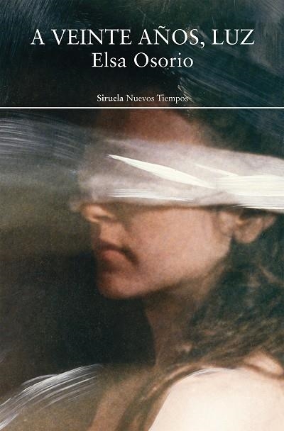 A VEINTE AÑOS LUZ | 9791388032738 | OSORIO, ELSA | Llibreria Online de Vilafranca del Penedès | Comprar llibres en català
