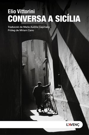CONVERSA A SICÍLIA | 9788418680687 | VITTORINI, ELIO | Llibreria Online de Vilafranca del Penedès | Comprar llibres en català